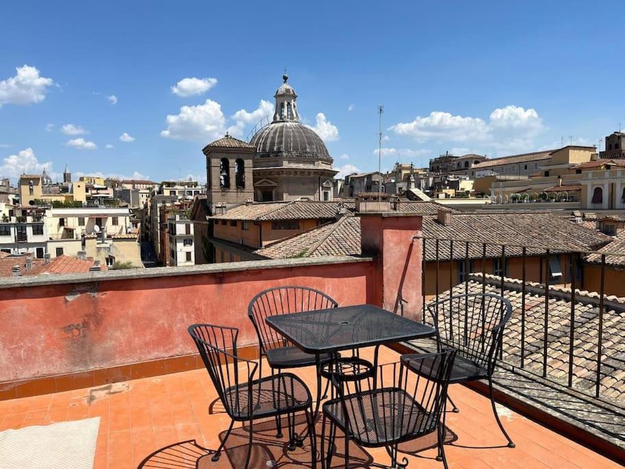Ladolcevita - The Heart Of At Your Fingertips Apartment